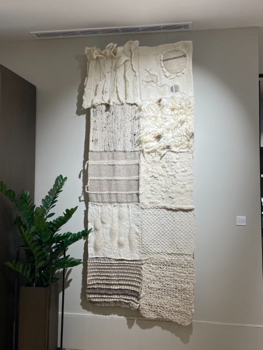 Instagram post from loule_criativo. This post is in position 6.