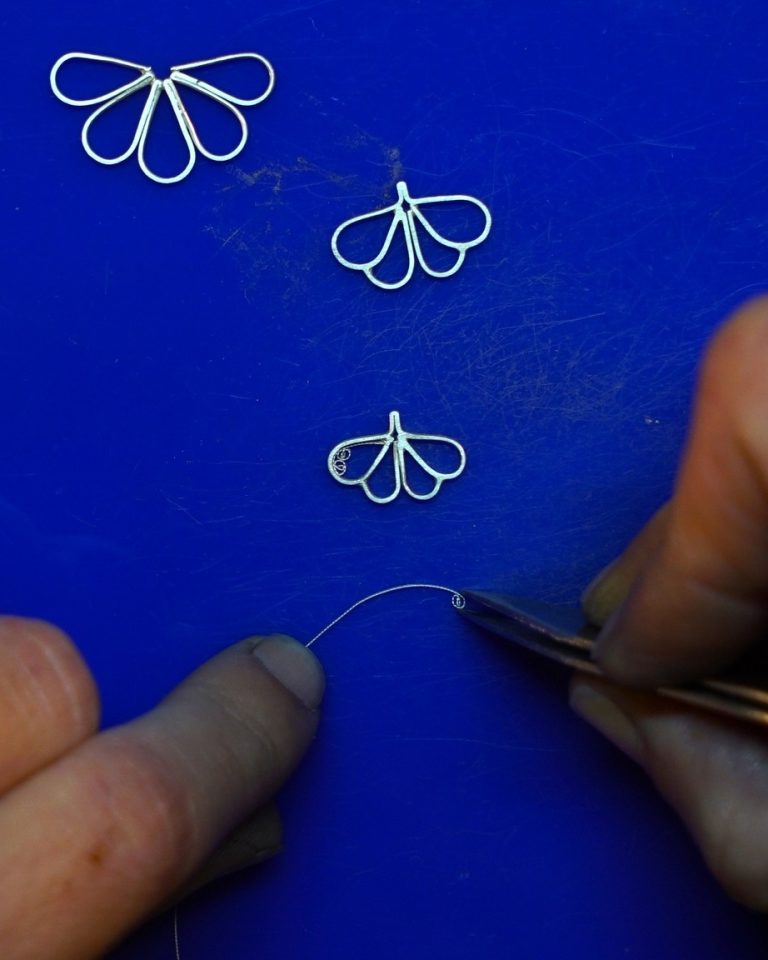 Instagram post from loule_criativo. This post is in position 10.