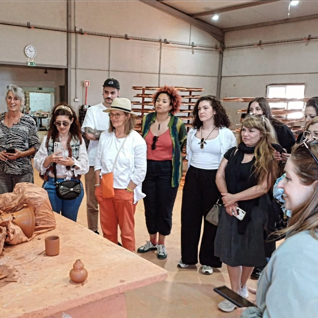 Instagram post from loule_criativo. This post is in position 8.