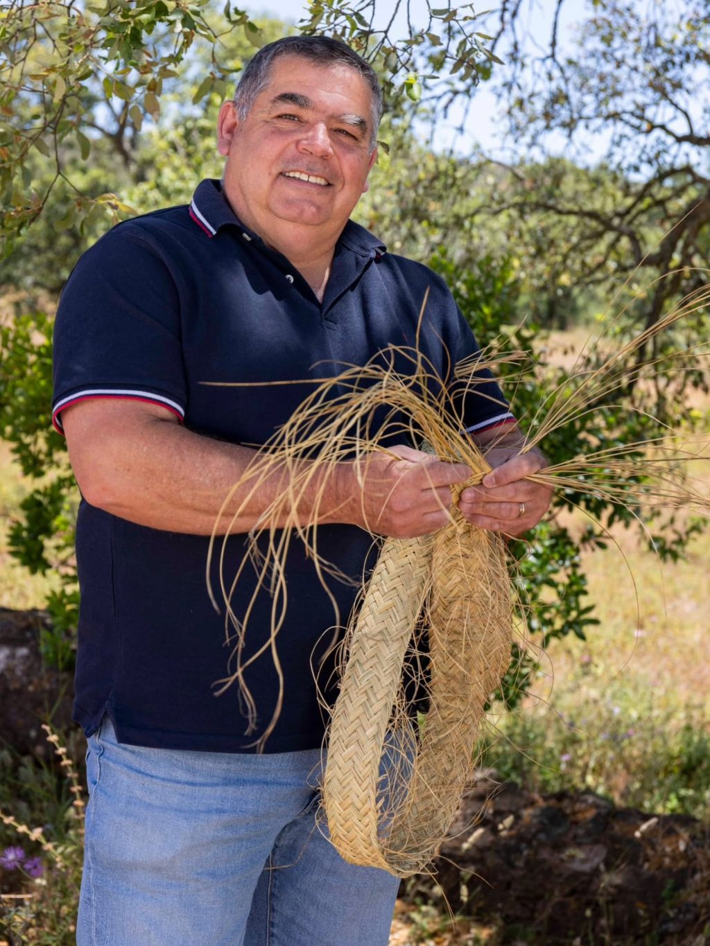 Instagram post from loule_criativo. This post is in position 0.